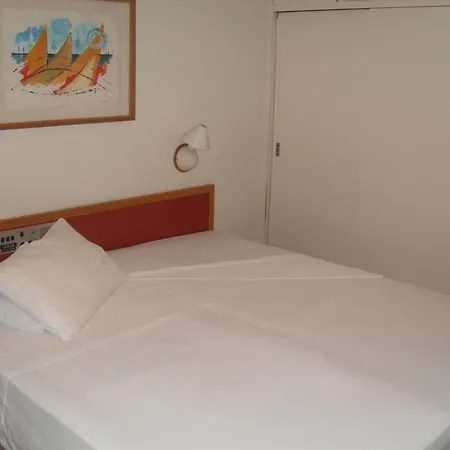 Ocean Tower Flat *