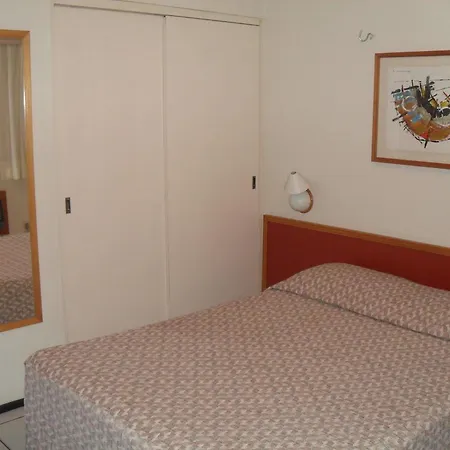 Ocean Tower Flat *